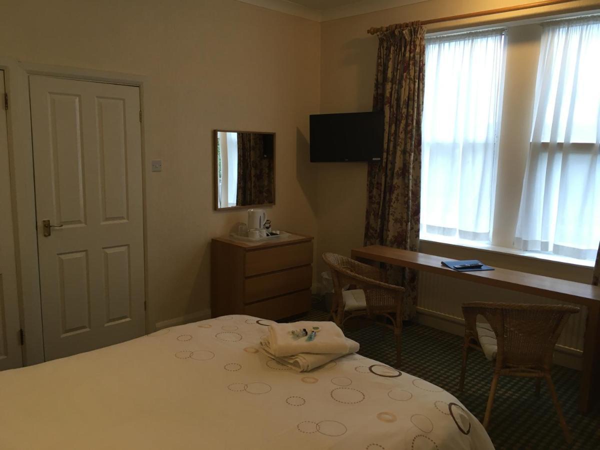 The Hawthornes Licensed Guest House Knottingly Exterior photo